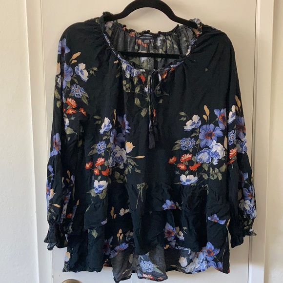 American Eagle Floral Top - Picture 1 of 4